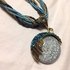 Turquoise Jewel Beaded Necklace